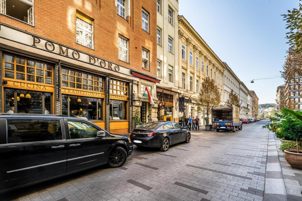 Urban Stable Luxury Apartment Budapest
