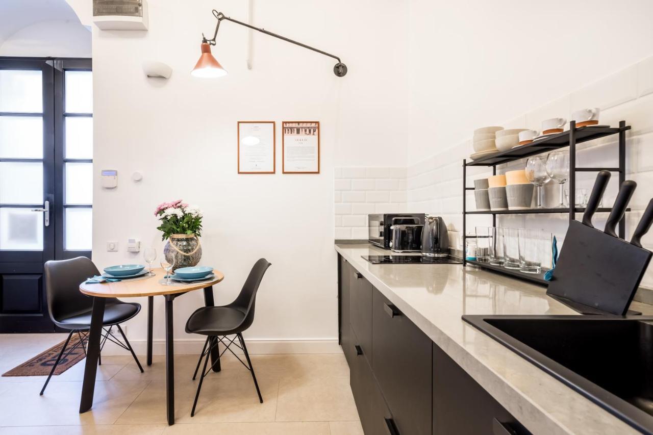 Urban Stable Luxury Apartment *